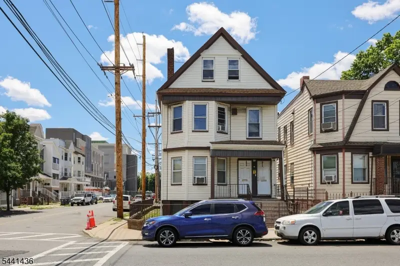 114 9th Ave, East Orange, NJ 07018 - #2
