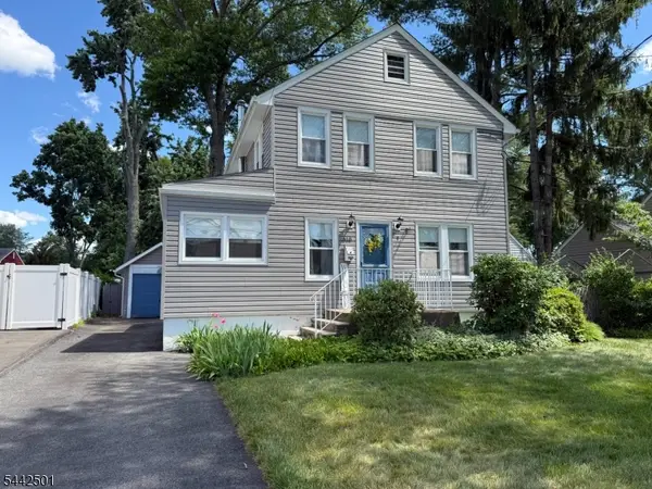 810 Colfax Ave, Pompton Lakes Boro, NJ 07442