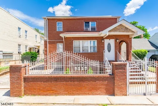 829-831 Allen St #4, Elizabeth City, NJ 07202