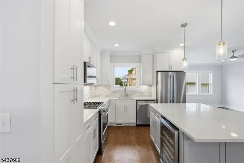 336 E 1st St, Clifton, NJ 07011 - #3