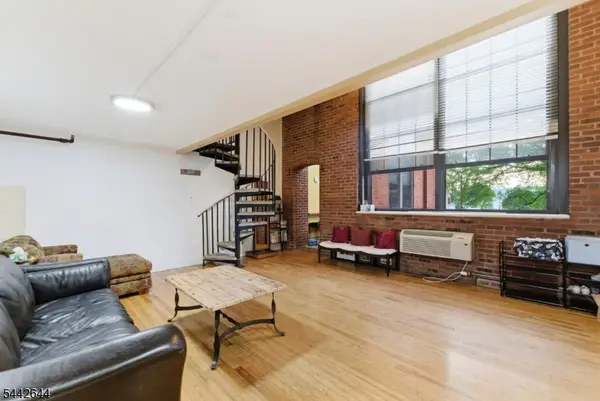 366-382 Trenton Ave #2F, Paterson City, NJ 07503