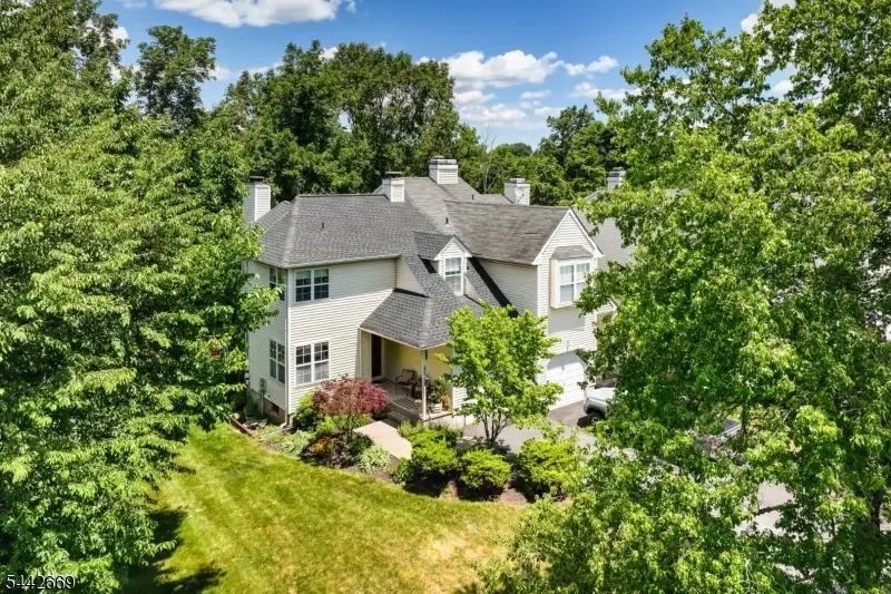 15 Navajo Trl, Branchburg, NJ 08876 - #1