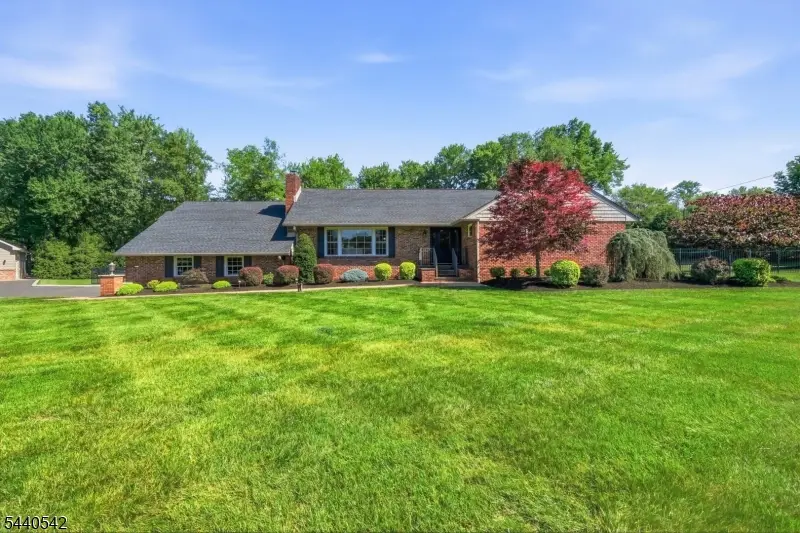 65 Washington Valley Rd, Warren, NJ 07059 - #1