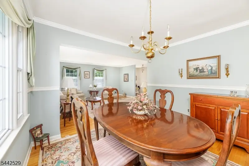 33 Galway Dr, Mendham, NJ 07945 - #1