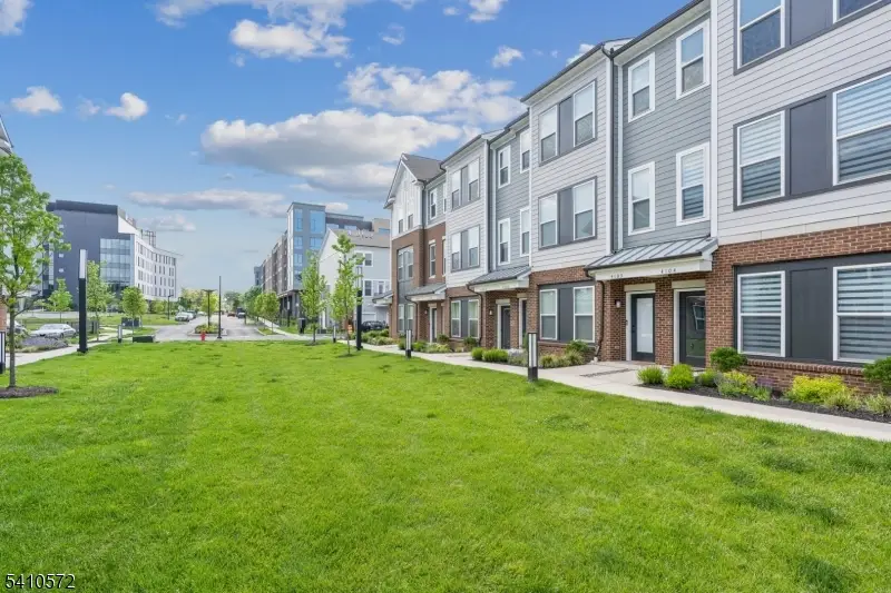 4 Sadie Cir Unit 4104 #4104, Union, NJ 07083 - #2