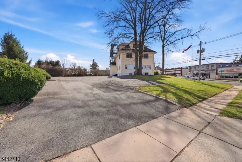 1307 Stuyvesant Ave, Union, NJ 07083 - #3