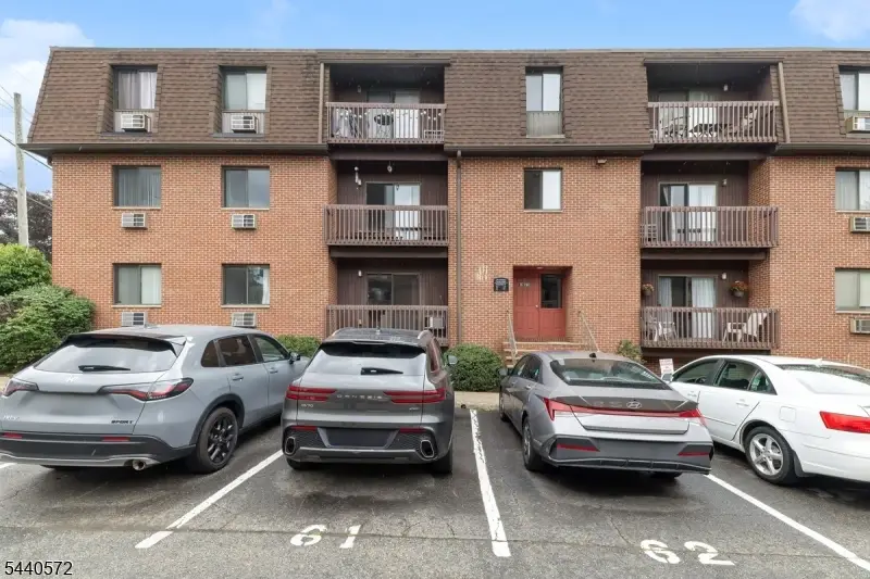 740 Mill St #3, Belleville, NJ 07109 - #1