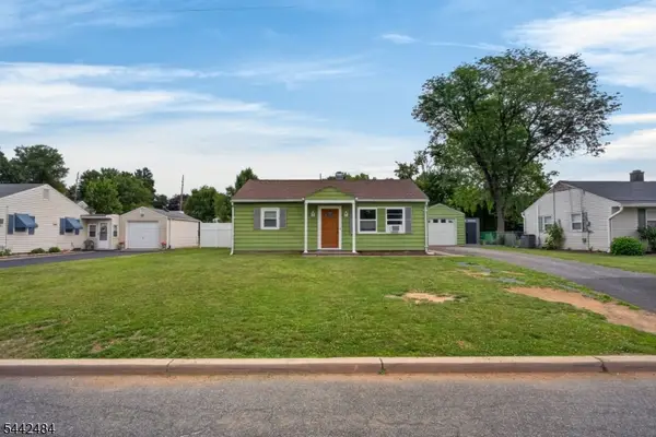 309 Stelko Ave, Lopatcong Twp., NJ 08865