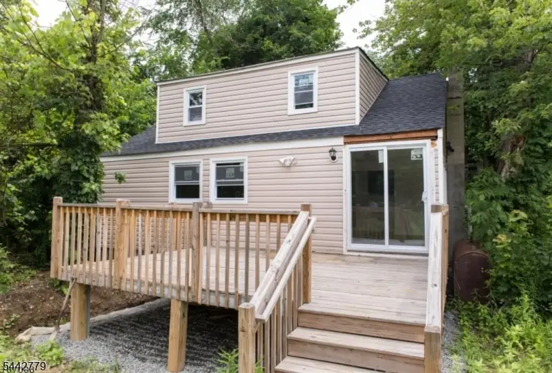 32 E Shore Trl, Hardyston, NJ 07460 - #2