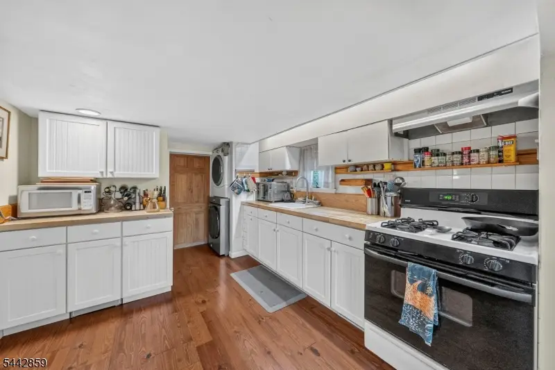 3 Union St, Kingston, NJ 08528 - #3