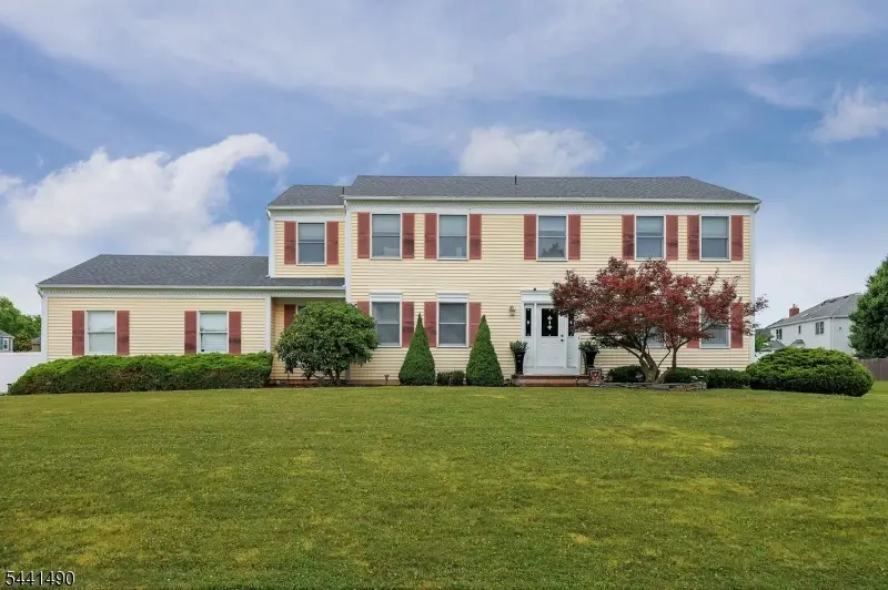 2 Daniel Dr, Blackwells Mills, NJ 08844 - #2