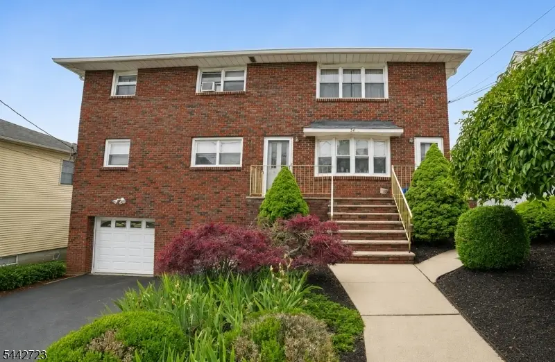 54 Haverhill Ave, Woodland Park, NJ 07424 - #1