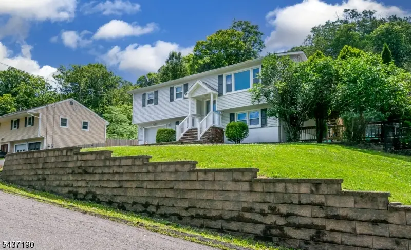 88 Shore Rd, Green, NJ 07821 - #2