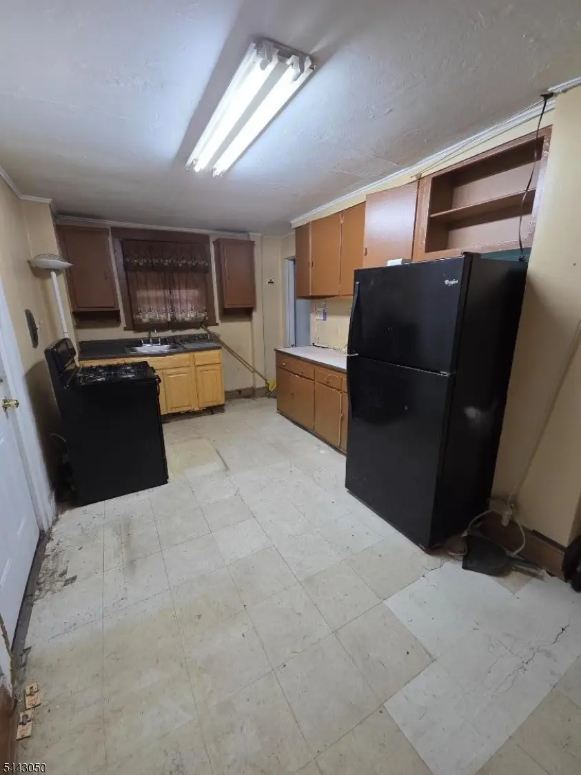 254 Glenwood Ave, East Orange, NJ 07017 - #3