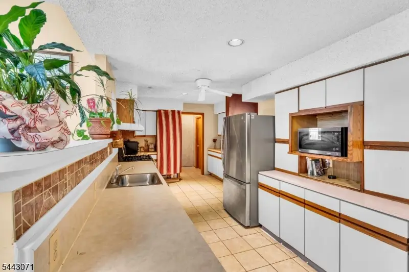 21 Chelsea Rd, Jackson, NJ 08527 - #3