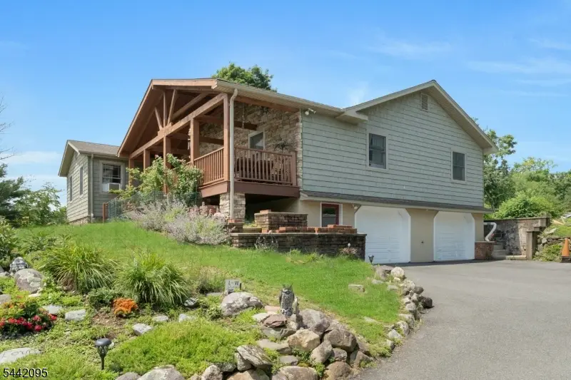 4 Northbrae Dr, Rockaway, NJ 07005 - #3