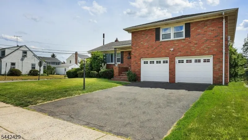 2101 Orchard Ter, Linden, NJ 07036 - #2
