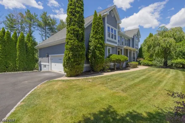 11 Gates Pl, Wayne Twp., NJ 07470