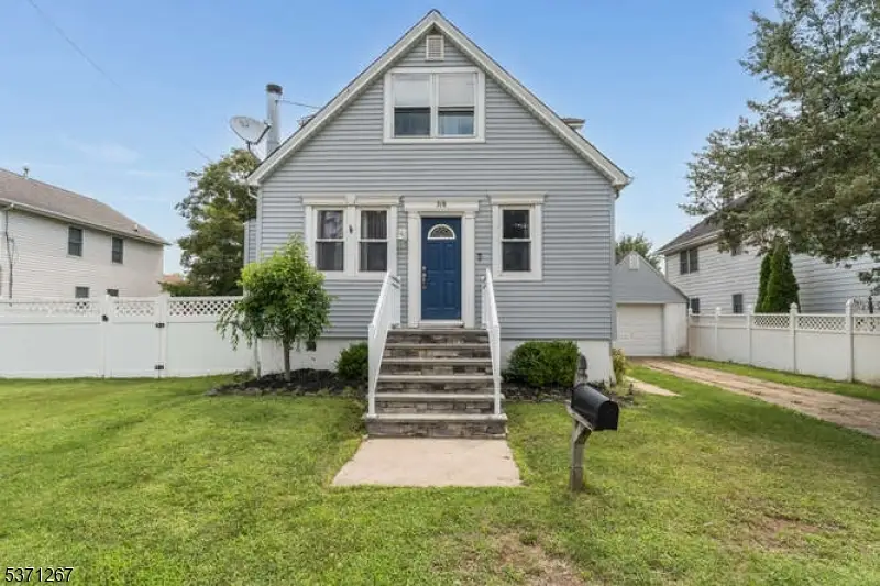 318 Marion Pl, Manville, NJ 08835 - #1