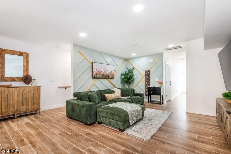 112 19th Ave, Irvington, NJ 07111 - #3