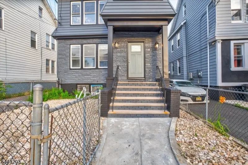 25 Wolf Pl, Irvington, NJ 07111 - #2