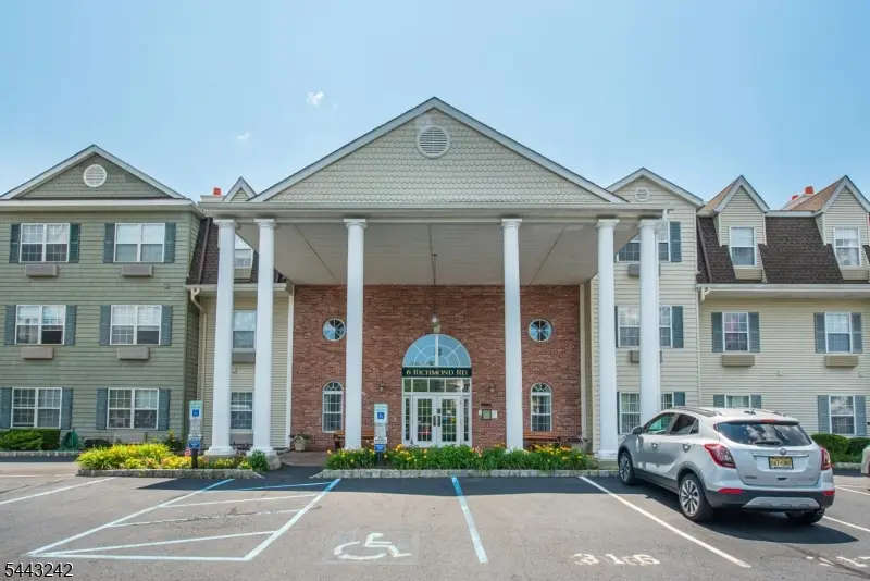 6104 Richmond Rd, West Milford, NJ 07480 - #1