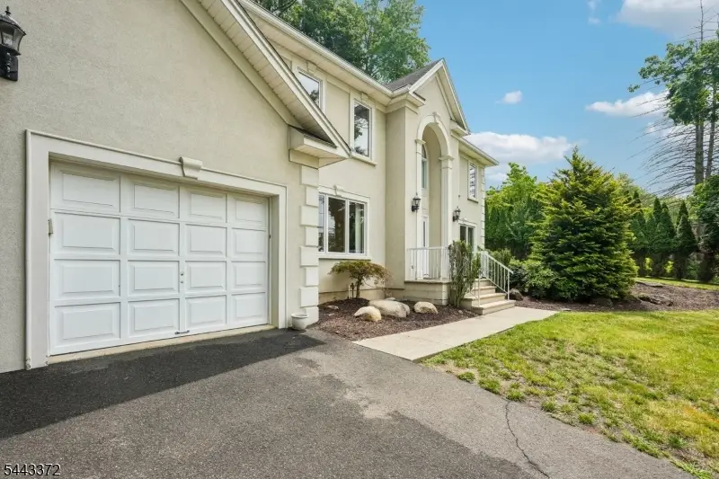 54 Church Ln, Wayne, NJ 07470 - #3