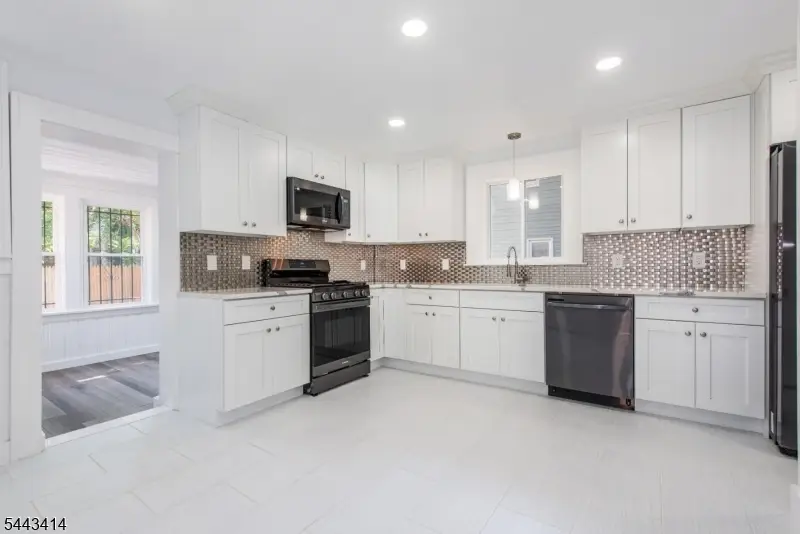 57 Goldsmith Ave, Newark, NJ 07112 - #3