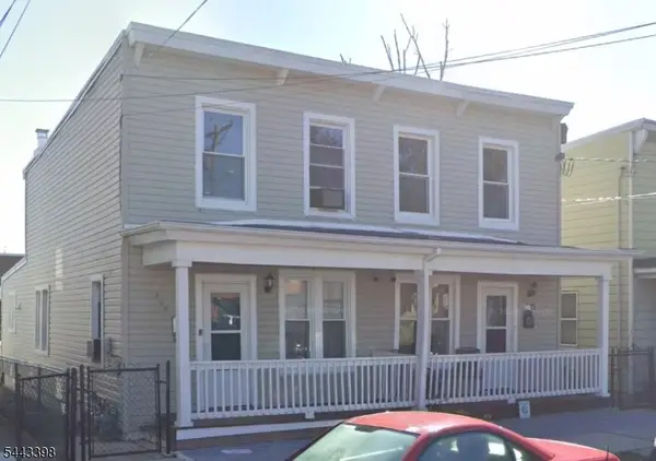 464 Division St, Perth Amboy City, NJ 08861