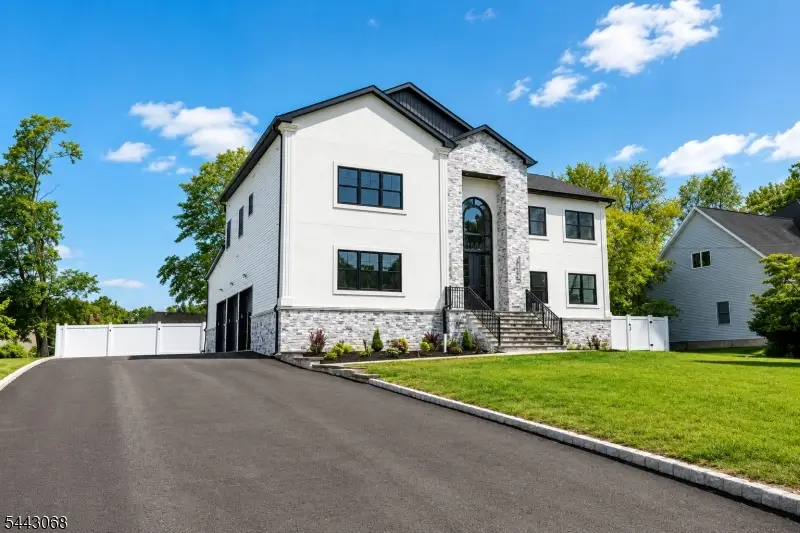 1684 Frank St, Edison, NJ 08820 - #2