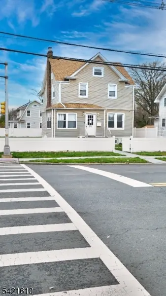 824 Chestnut St, Roselle, NJ 07203 - #3