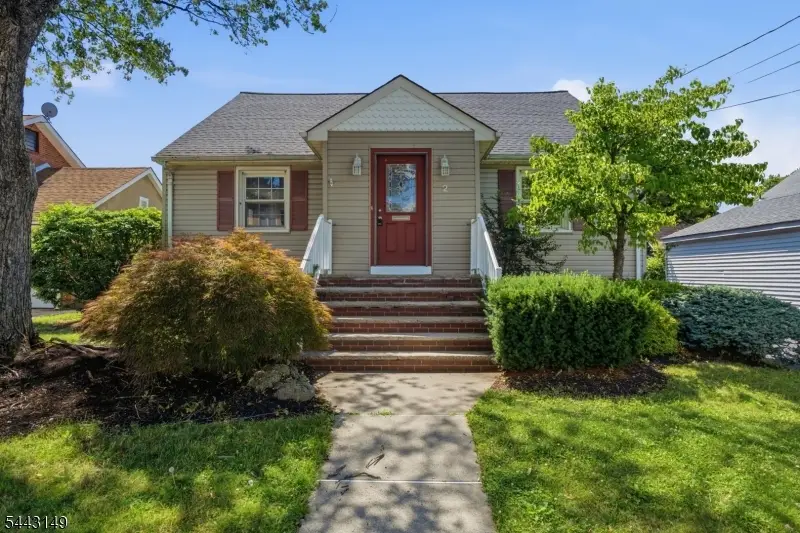 2 Oakwood Pl, North Brunswick, NJ 08902 - #2