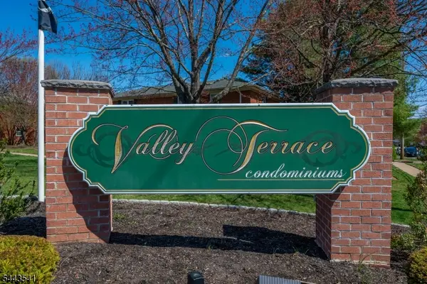 47 Hinchman Ave #2C, Wayne Twp., NJ 07470