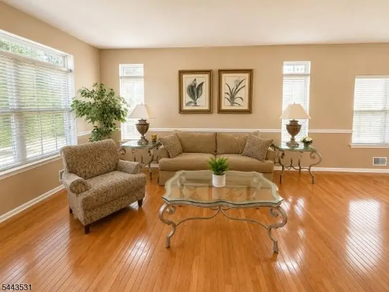 22 Village Square Dr, Union, NJ 08802 - #3