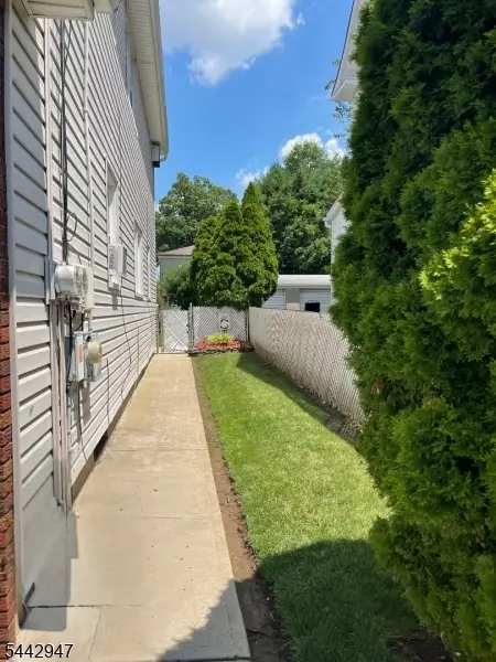 739 Lake Ave, Lyndhurst, NJ 07071 - #3