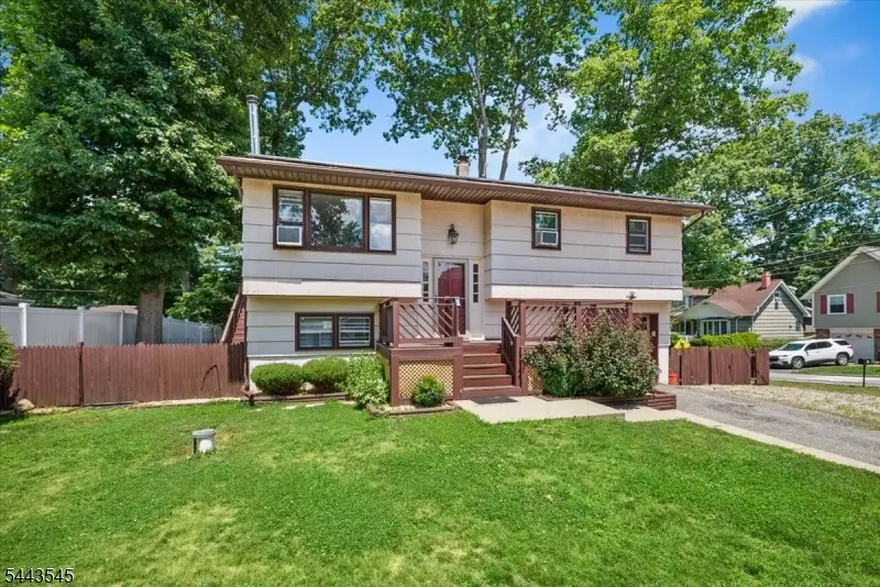 1 Arthur Rd, Hopatcong, NJ 07843 - #2