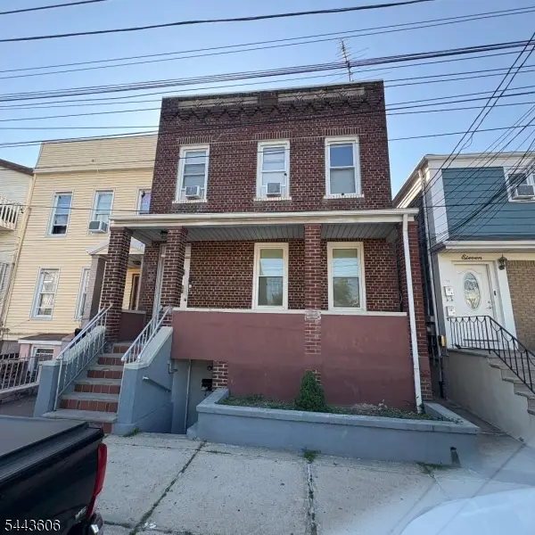 9 Emerson Ave, Jersey City, NJ 07306