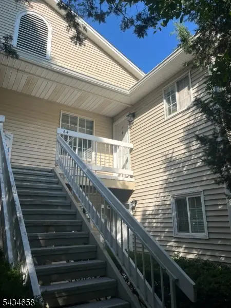 64 Sage Court, The Hills, NJ 07921 - #1
