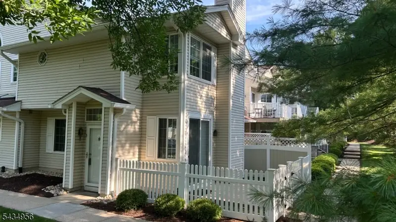 9 Evans Court, The Hills, NJ 07921 - #1