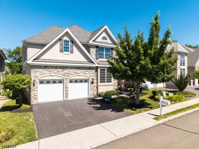 148 Briar Hill Dr, Scotch Plains, NJ 07076 - #1