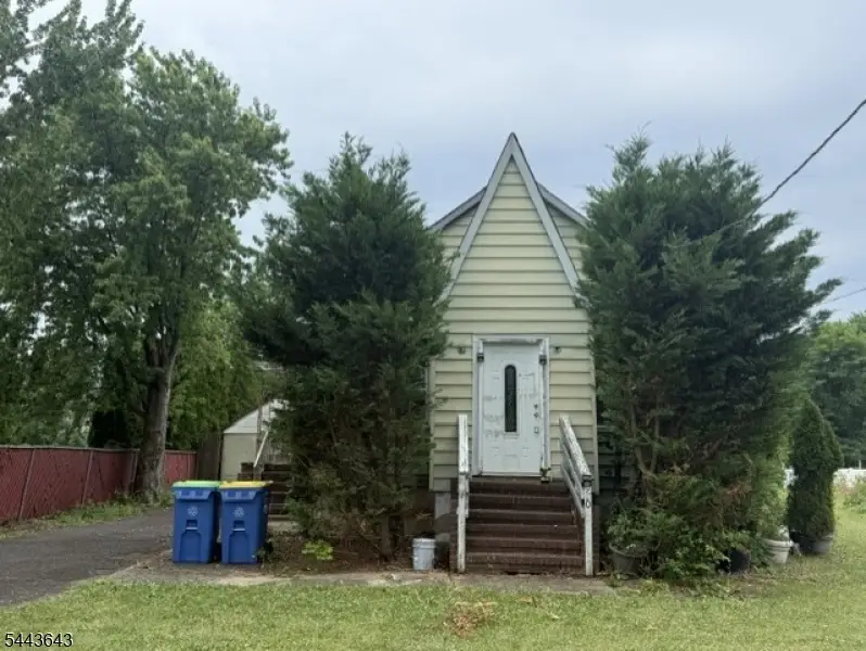 970 Hamilton St, Franklin, NJ 08873 - #1