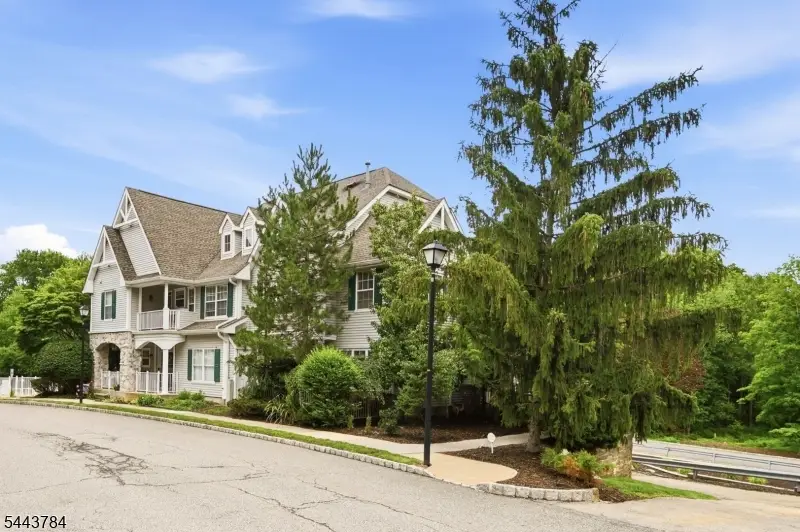 100 Chatfield Drive, Pequannock, NJ 07444 - #3