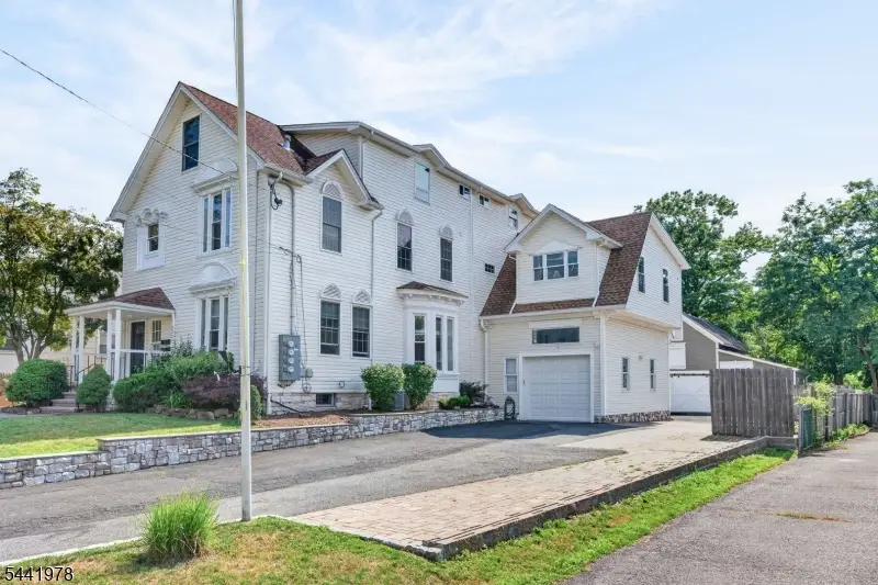 262 Prospect Ave, Dunellen, NJ 08812 - #1