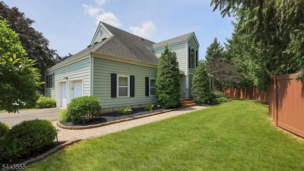 102 Mitchell Close, Hillsborough Twp., NJ 08844