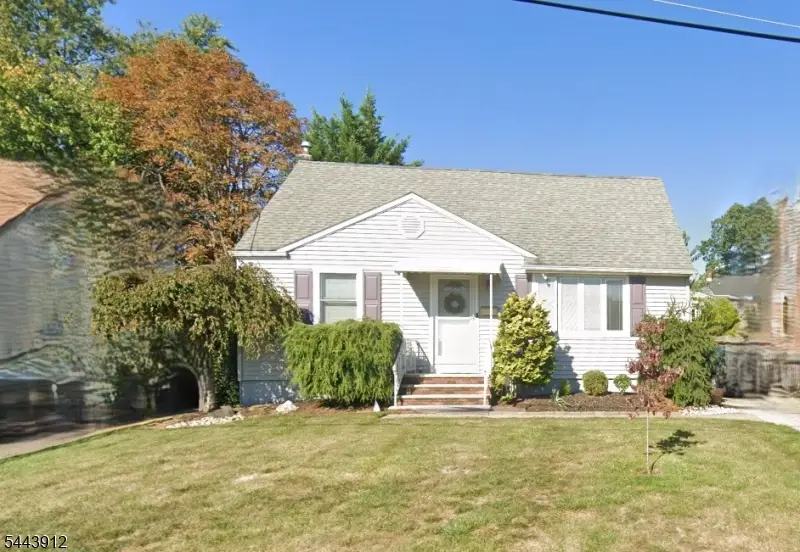 517 Joseph Ave, Woodbridge, NJ 07095 - #1
