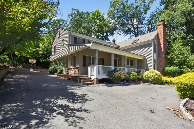 60 Washington Dr, Watchung, NJ 07069 - #2