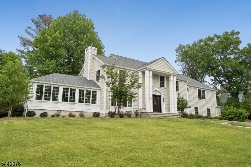 125 Stewart Rd, Millburn, NJ 07078 - #2
