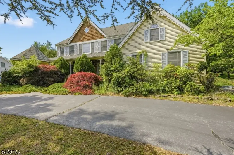 12 Railsedge Rd, Hillsborough, NJ 08844 - #2