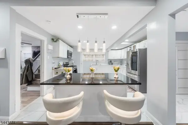 61 Keer Ave, Newark City, NJ 07112