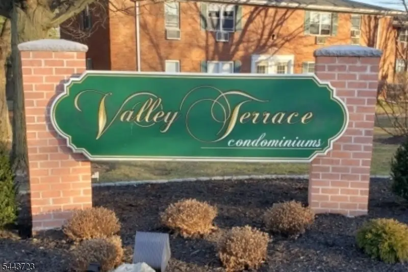 51 Hinchman Ave #2A, Wayne, NJ 07470 - #1